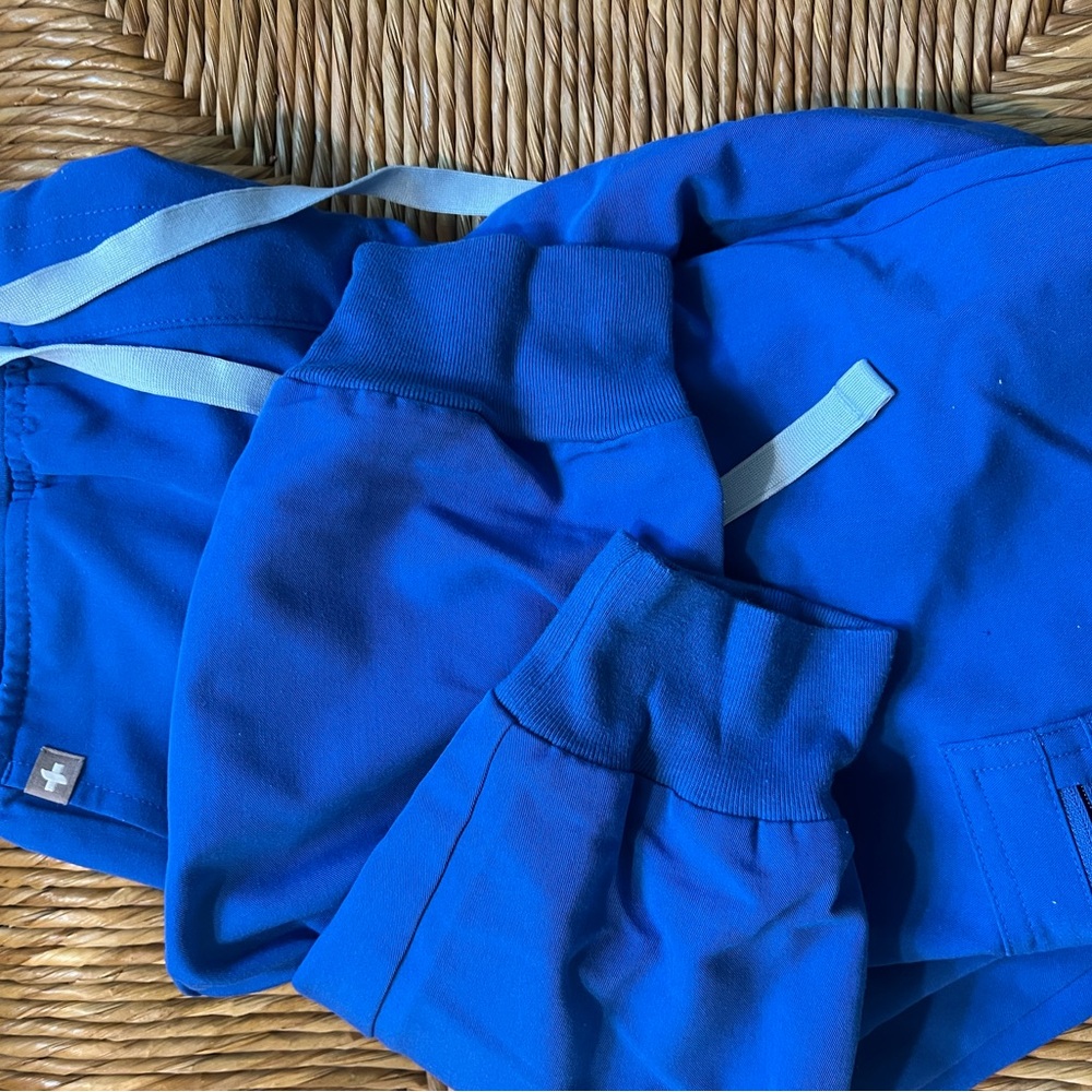 FIGS jogger pants